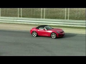 Opel GT sounds on track