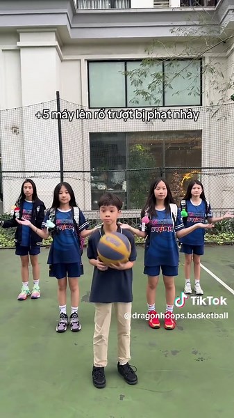 Học Nhảy Rổ Vui Vẻ Tại Dragon Hoops