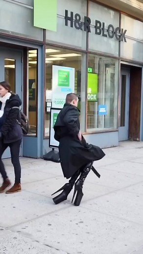 it really be like that tho 🥴 #fyp #DayInMyLife #heels #dance #funny #CTCVoiceBox #foryou #fails