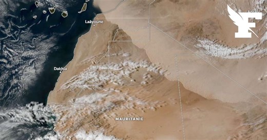 Les images impressionnantes d'une tempête de sable balayant le Sahara