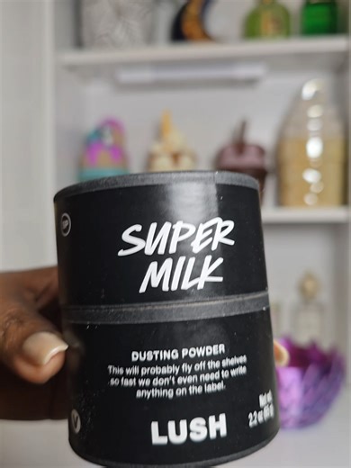 @LUSH #dustingpowder #layeringperfume #perfumetiktok #gourmand #fragrancetiktok