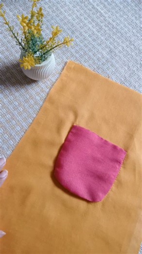 Needle knot.official on Instagram: "Pocket applying trick ✨🎶#sewingtipsandtricks #stitchinglover👗✂️ #pocket"