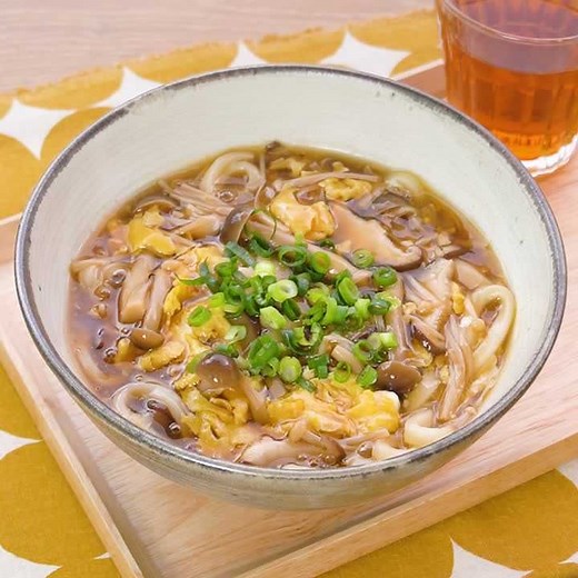 うま味たっぷり♪ きのこあんかけうどんのレシピ動画・作り方 | デリッシュキッチン