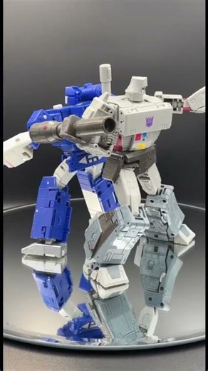 Hasbro Studio Series 86 Soundwave