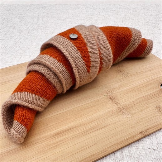 Knitted 2-tone Triangle Scarf – Winter Hooded Bandana Sophie Scarf Gift - Etsy