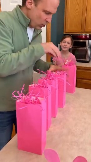 Fun Easter Ball Game 😄 | Julia Sheila