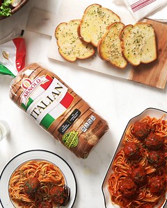 Our delicious Italian Bread is freshly baked with No Added Nonsense, meaning no artificial preservatives, colors or flavors. With its new look and great taste, it’s perfect for family spaghetti night and all your garlic bread creations. | Arnold Bread