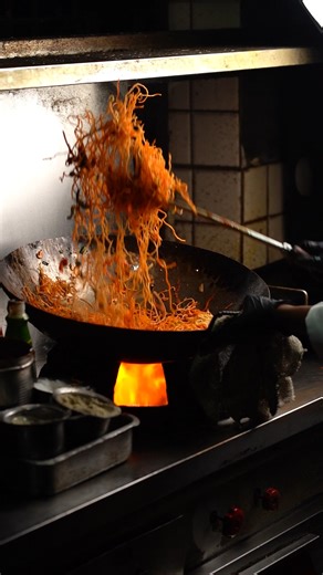 Spicy Hut on Instagram: "Wok-tossed on high flame with fresh vegetables, bold sauces, and the perfect balance of spice—Spicy Hut’s Hakka Noodles deliver comfort, flavour, and that irresistible smoky finish in every bite. [spicy hut, dinning, takeaway, Amritsar, Indian food, hospitality, Indian flavours, swiggy, zomato, north indian food, chinese food] #SpicyHut #Resturant #Dining #Takeaway #HomeDeliveries #IndianFlavours #NorthIndianFood #Zomato #Swiggy #VegCuisine #Chinese"