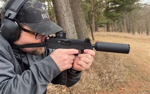 B&T TP380试射 .380ACP口径 装消音器