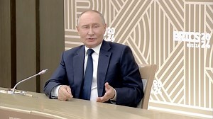 On October 18, during a meeting with BRICS media representatives at his presidential residence near Moscow, Russian President Vladimir Putin said, "They (the United States) cannot stop China's development. It is impossible to do so, just like it is impossible to tell the sun not to rise, because it will rise no matter what." #BRICS2024 | CGTN