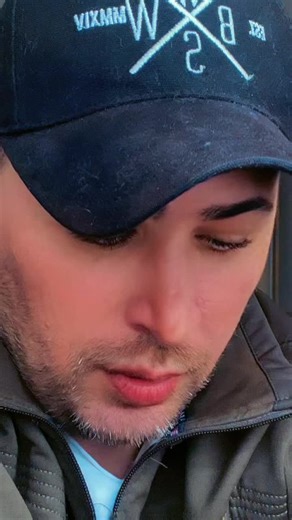 Відео користувача Alex (@w_o_l_fua) з композицією «Айфон бабло - Aleks»