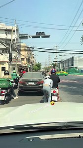 85K views · 824 reactions | Hey come back to pick me up  . . #funnymoments #thailandonly | Thaila9d | Facebook