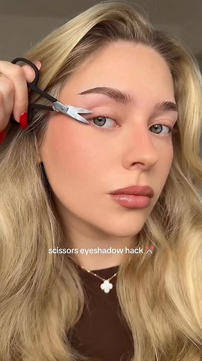 11K views · 40 reactions | Makeup Hack for beginners 勞 ....