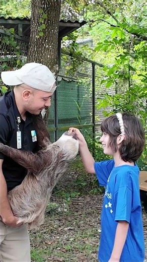 Ron Magill shares the incredible power of a wish! ⭐🐅 #makeawish #zoomiami #animals #community