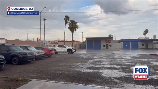 Heavy rain drenched much of south-central Arizona as the National Weather Service warned of thunderstorms in the area. One local was able to capture the heavy rainfall on Monday. #Arizona #rain #thunderstorm #SevereWx #FoxWeather | FOX Weather