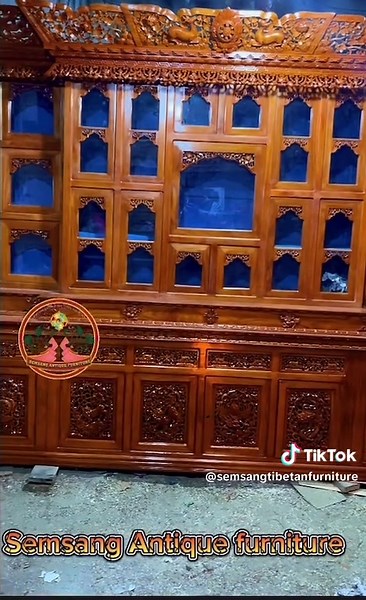 Antique Furniture in Boudha - Semsang Showroom