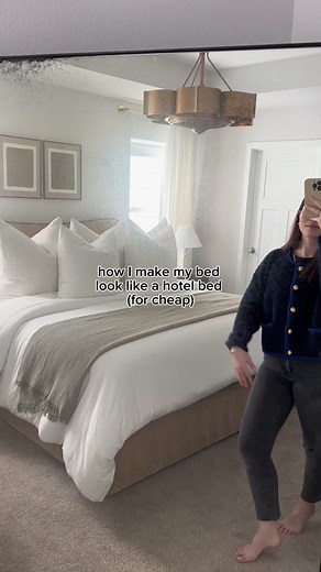 How to Make Your Bed Look Like a Hotel - Ultimate Guide 2024
