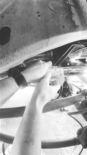 The Reynolds Wrap Gasket: My XJ's New Permanent Fix?!" Fixed My Exhaust with 50 Cents of Tinfoil