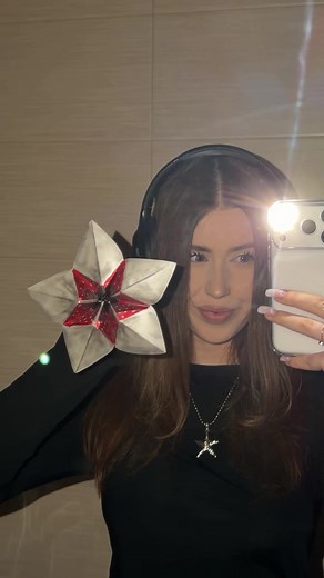 DIY Demogorgon z origami z jednej kartki