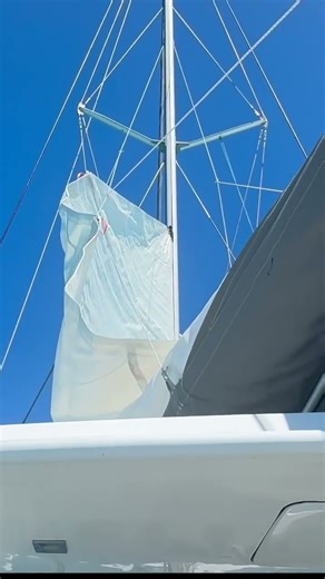 Problem solving when sailing #sailing #boatlife #sails #cruising #problem