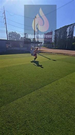 December Gym challenge is on! Grab a parachute, and stopwatch from the noticeboard, grab a coach and go run! Winner gets 1000 baht Can try as many times as you like through December! Currently time to beat Nozomi @ 7.61 seconds | Muay Thai Fever