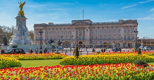 How To Take A Tour Of Buckingham Palace From Your Couch