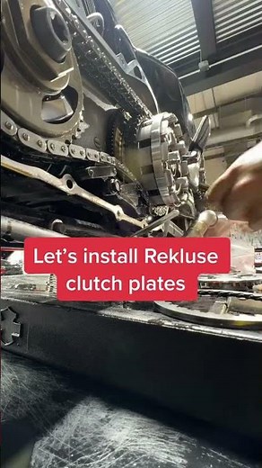 Installing Clutch Plates TIMELAPSE