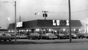 They served hot dogs steamed in beer and Ollieburgers. Whatever happened to Lum's?