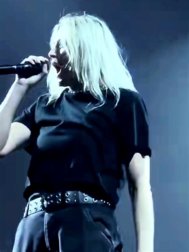 Emily Armstrong 🔥 bleed It Out @Linkin Park #emilyarmstrong #linkinpark #bleeditout #newmetal #fyp