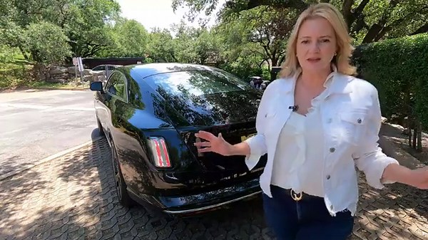 Test Driving the All-Electric Rolls-Royce Spectre