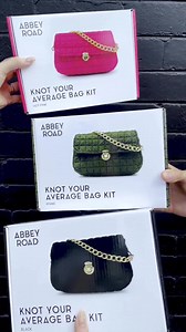 1.6K views · 363 reactions | Unleash your creativity and knit your own stylish bag. 臨✨ A fulfilling craft project that results in a beautiful, handmade bag.  | Spotlight | Facebook