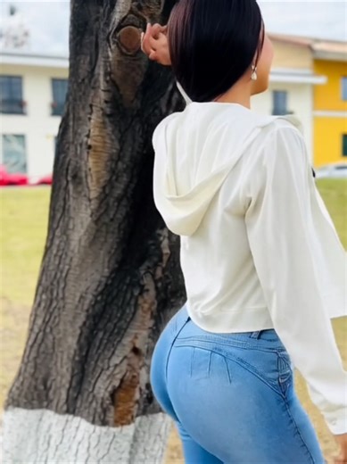 Modelando Con Estilo en TikTok