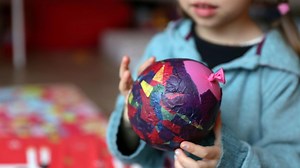 Mit Kindern basteln - wie Sie Kleister einfach selbst machen