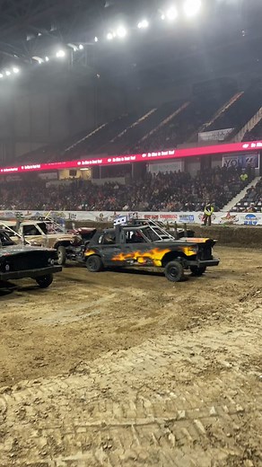 Smash it! Hell Yeah!!! #demolitionderby #demolitionderbylife #crash #crashfanatics #derby #derbyfreaks