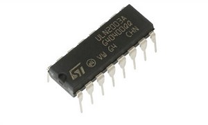 ULN2003 : driver pour moteurs électriques