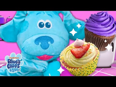 Blue & Josh Decorate Cupcakes! 🧁 | Blue's Bakery | Blue's Clue's & You!