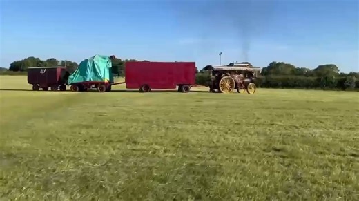 Burrell 3890 pulling a set of gallopers to a steam rally. | Saunders Collection