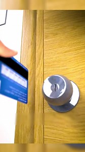 912K views · 10K reactions | Cómo Abrir una Puerta con una Tarjeta de Crédito 類 #reels #foryoupage #sabiasque | El fitness | Facebook