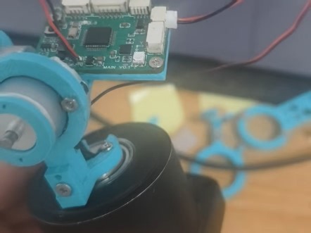 foc自稳云台初版，线性霍尔编码器。（整理好后开源）