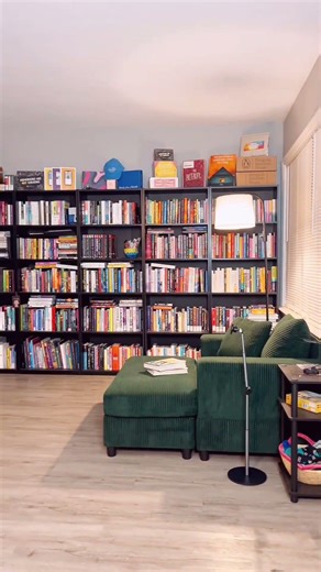 📚 My Personal Library (1100+ Books!)