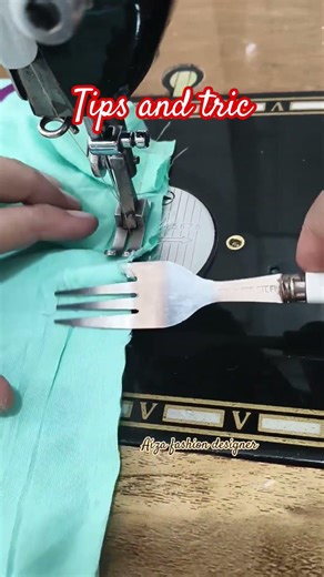 #shorts#shortsfeed#tipsandtricks #sewing#ussewtips#sewinghacks #diy#stitching@aiza-designer-234 #sew