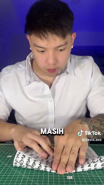 Pesawat Kertas Terbang dan Tutorial Membuatnya - Davi AVS