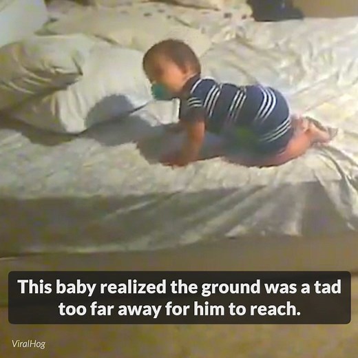 Smart baby used pillows to climb off the bed! 😮😮 Credit: ViralHog | StefaVal