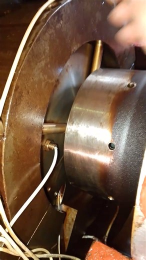 Vibration And Thrust Probes Position