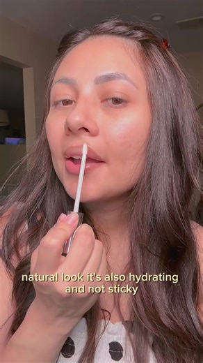 @Jess ♡ | Home Finds reviewing our Cupid limp plumper gloss #cupidlips #medspa #medspatok #plumpinggloss