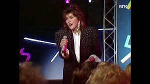 #OnThisDay 📺 #TV November 5, 1987 - While on her Touch world tour in Europe, Laura was a guest on the weekly Norwegian pop music TV show "TopPop," which broadcast from Oslo on AVRO network. She performed "Shattered Glass," the lead hit single from her brilliant fifth studio album TOUCH! ~ Kathy Golik, Legacy Manager 🔷Captions provided #LauraBranigan #ShatteredGlass #Touch #Tour #Europe #Oslo #Norway #TopPop #Television #80sPop #PopMusic #80s #80sMusic | Laura Branigan