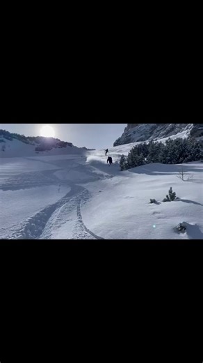 Claus Lochbihler on Instagram: "Fellow Travellers. #Brendlkar #backcountryskiing #powderskiing #pow @webwebmusic Video by Monsieur v. Traithen"