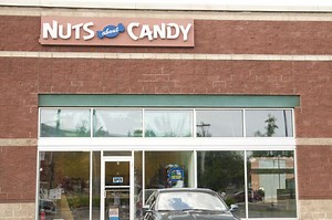 ViewFinder: Shopping in Pelham Manor