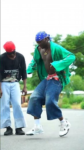 C-WALK 🇳🇬🔥 #remix #dance #cwalk #bensonfundz #goviral #hiphop #hiphopdance #oldschool
