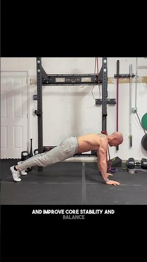 Shoulder Taps: The Low-Impact Exercise for a High-Impact Workout